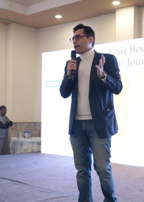 Dr. Anmol Chugh addressing how plastic surgery can help mothers post pregnancy