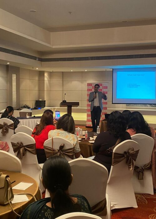 An engaging conversation, where women could express their concerns freely.